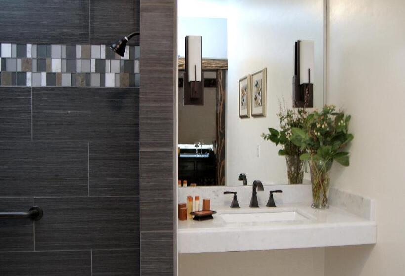 민박 The Grand Idyllwild Lodge