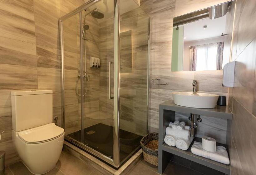 تختخواب و صبحانه The Shipwright S Lodge