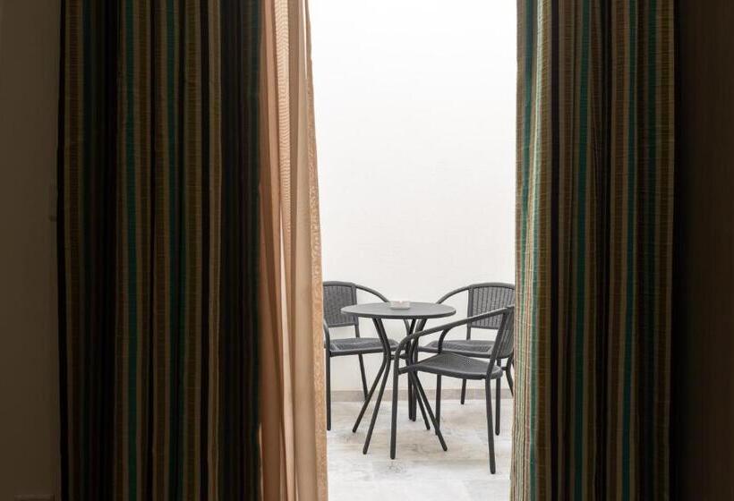 تختخواب و صبحانه The Shipwright S Lodge