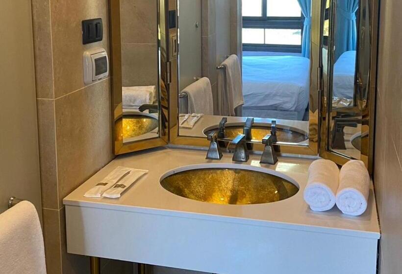 Espana Resort Pattaya