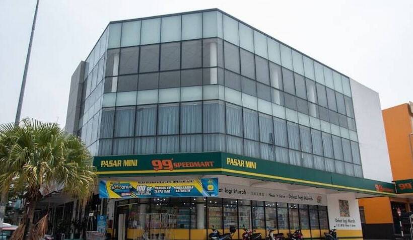 ホテル 99 Sepang Klia