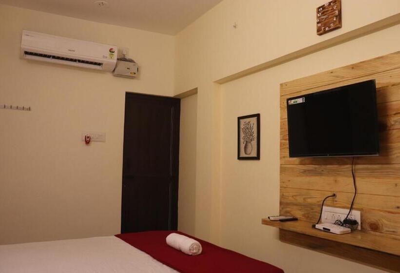 فندق Grand Suites Srirangam