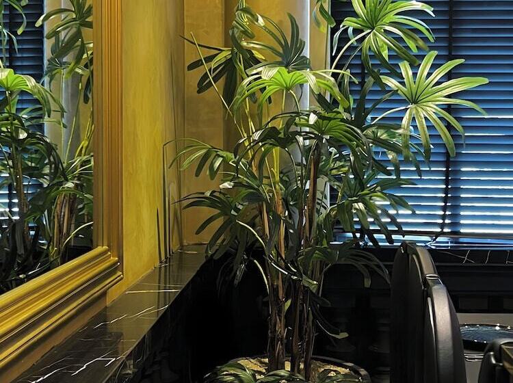 هتل Le Jardin Secret Saigon