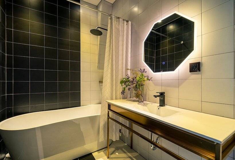 هتل Le Jardin Secret Saigon