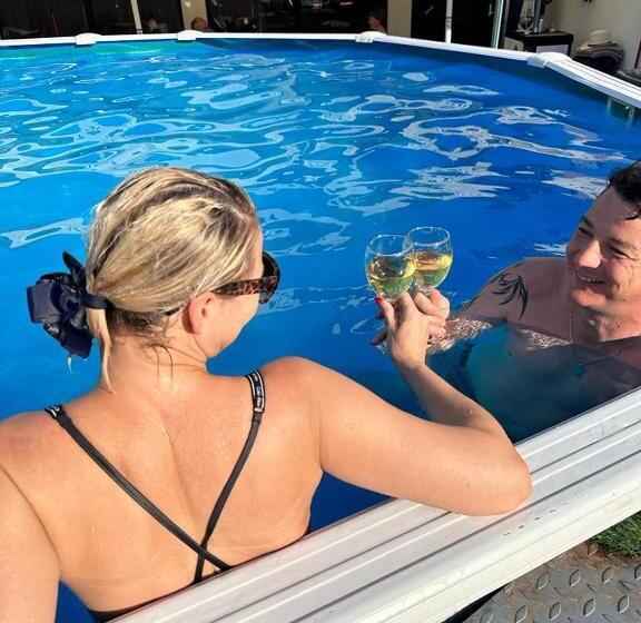 هتل Luxury Apartments 88