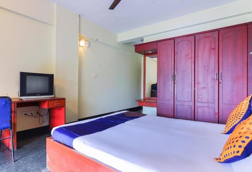 호텔 Vaccinated Staff Spot On 64230 Killi Tourist Home