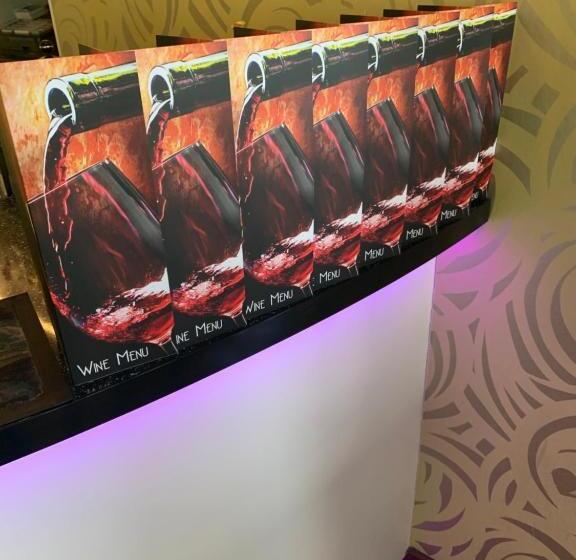 בית מלון כפרי The Savoy