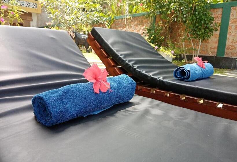 فندق Villa Bentota River View