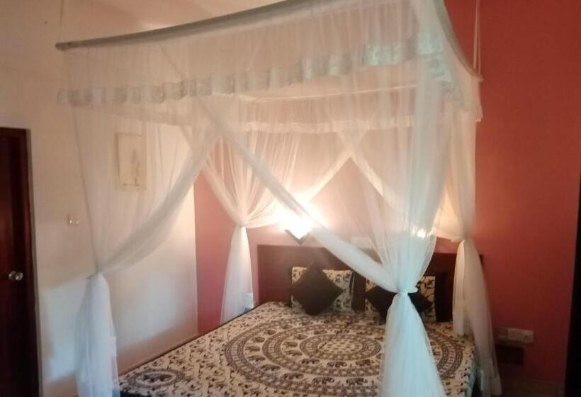 فندق Villa Bentota River View