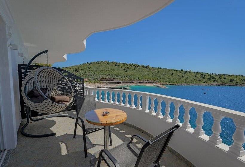 فندق Villa Juna Beach