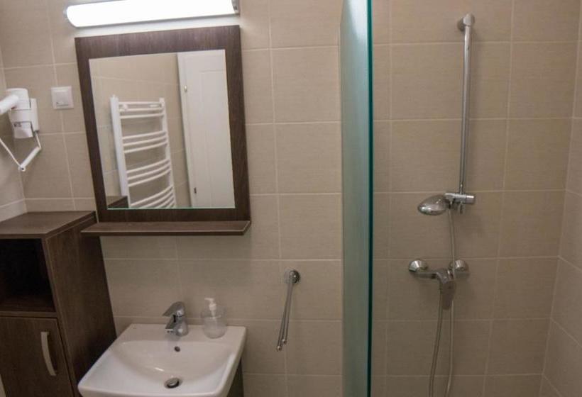 Mecset Apartman