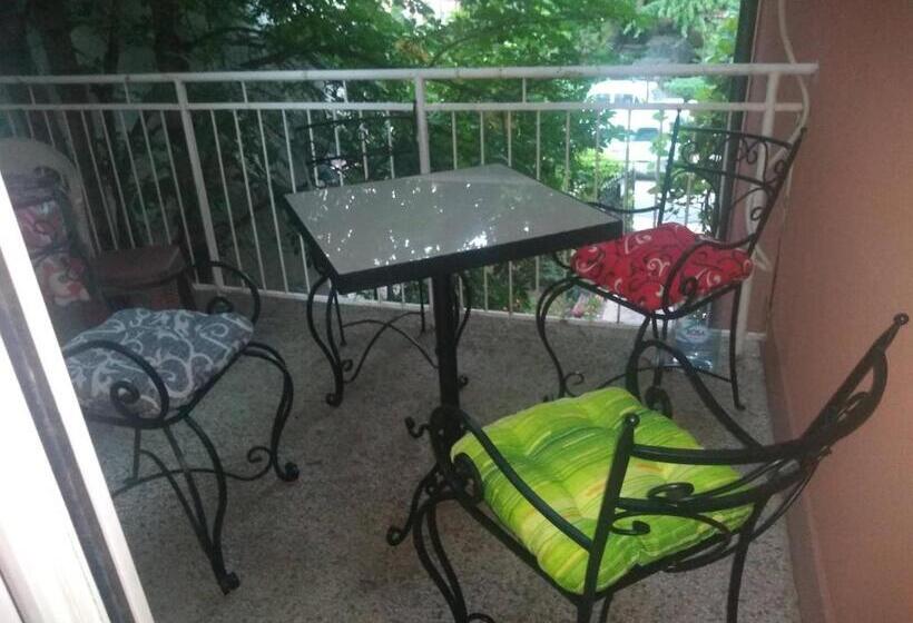 پانسیون Apartmani Mimi