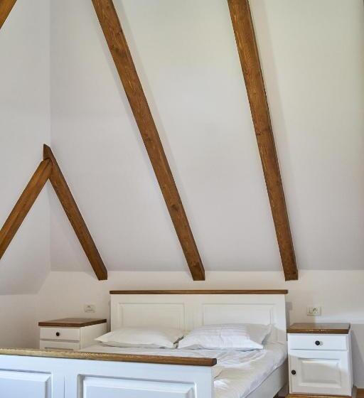 بنسيون Casa Eli