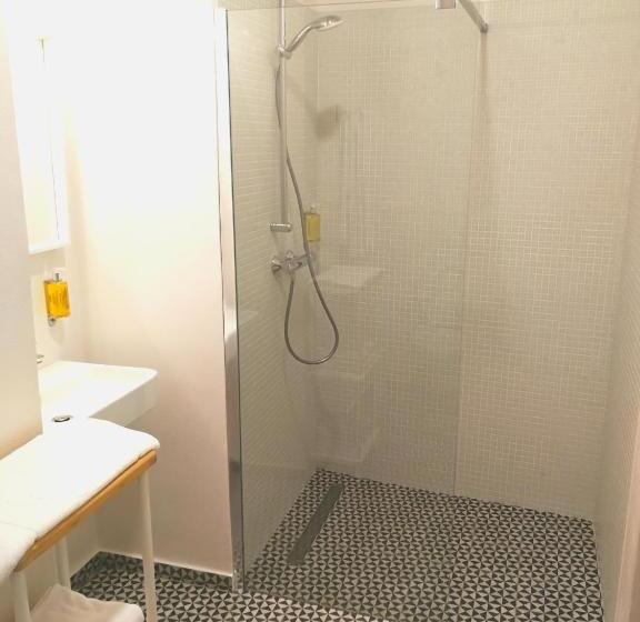 Пансион Jules Home