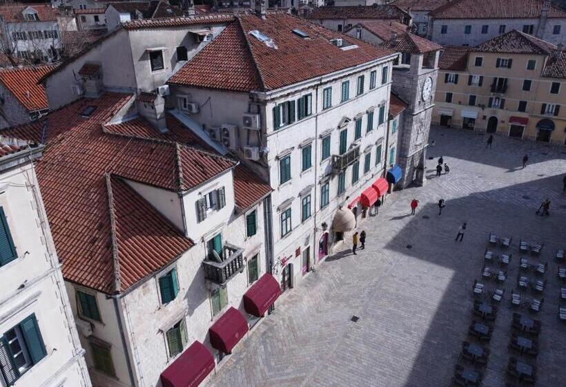 پانسیون Kotor Nest