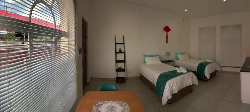 بنسيون One More Nap Self Catering