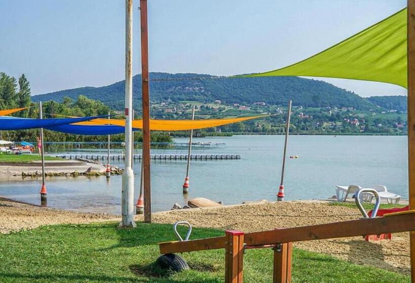 ペンション Pihi Vendégház