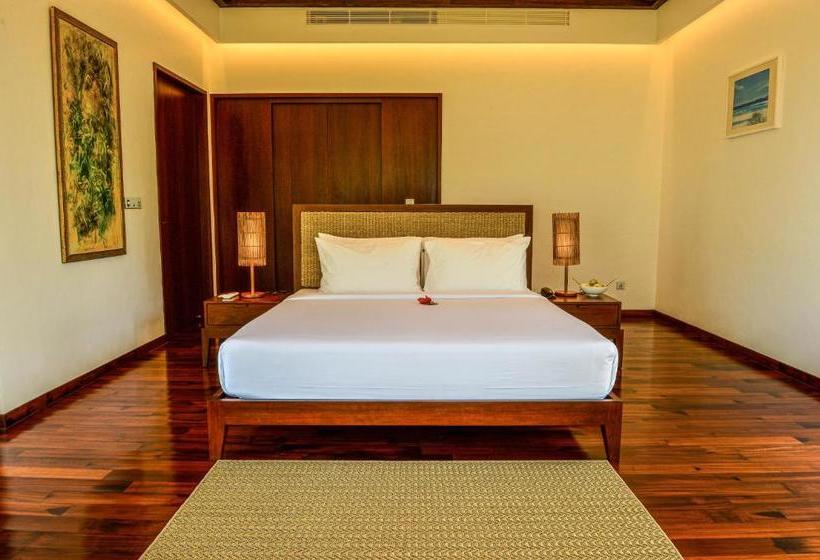 Курорт Niraamaya Private Villas Benaulim, Goa