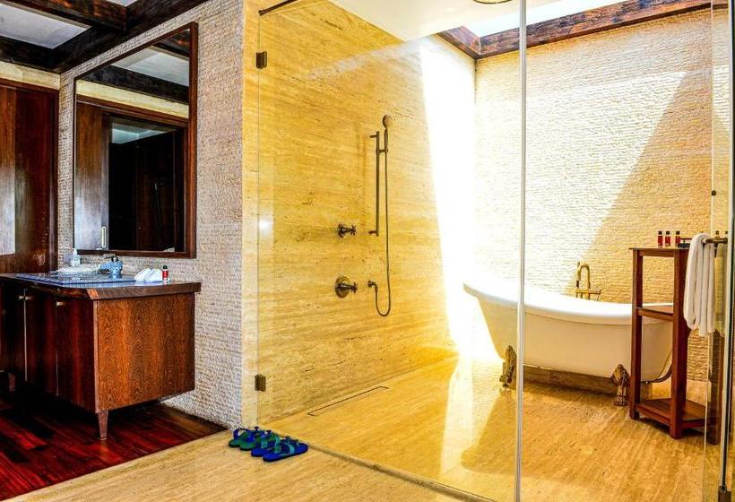 Курорт Niraamaya Private Villas Benaulim, Goa