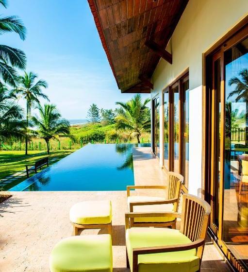 Курорт Niraamaya Private Villas Benaulim, Goa