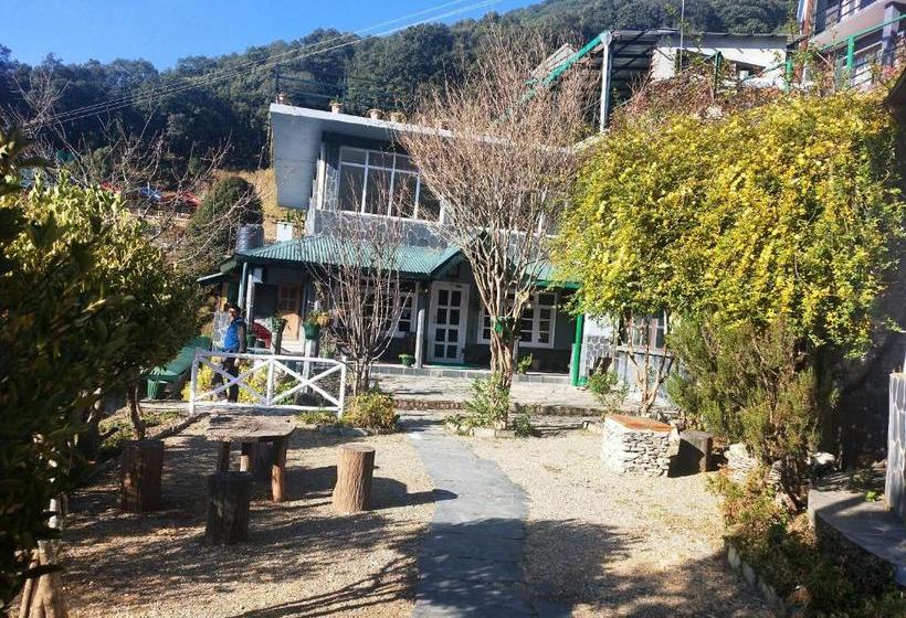 אתר נופש The Nest Cottages