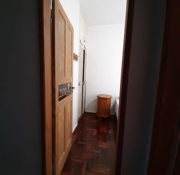 Yellow Hostel Praia Da Costa