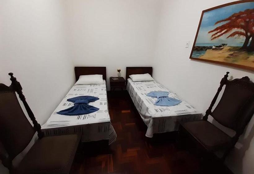 Yellow Hostel Praia Da Costa