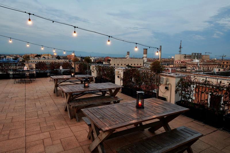 هاستل Generator Rome