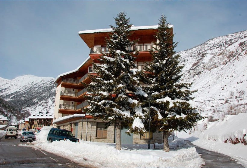 Apartamentos Espot 1300