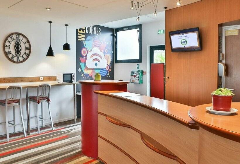 B&B HOTEL Les Sables-d'Olonne Centre Gare