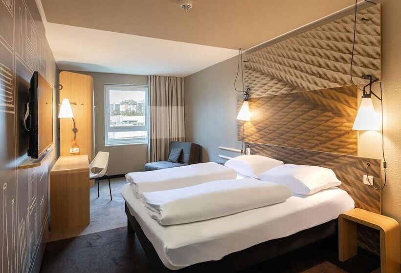 B&B HOTEL Wuppertal-City