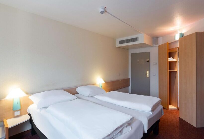B&B HOTEL Wuppertal-City