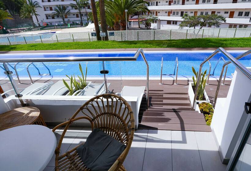 Coral Ocean View - Adults Only