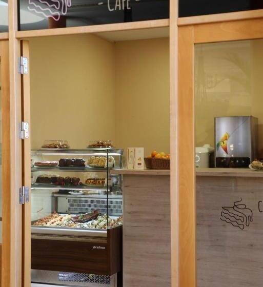 Grand Muthu Golf Plaza Hotel & Spa