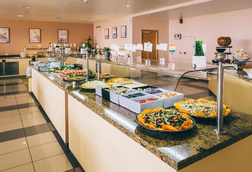 Grand Muthu Golf Plaza Hotel & Spa