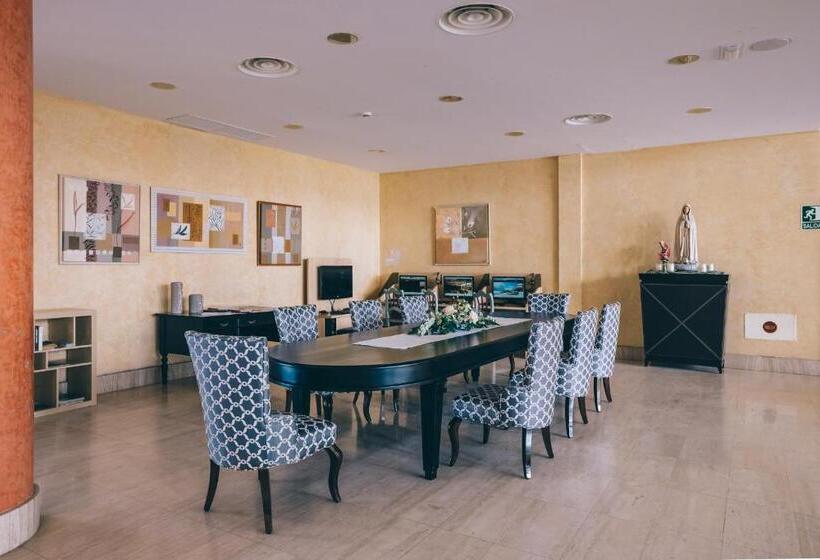 Grand Muthu Golf Plaza Hotel & Spa