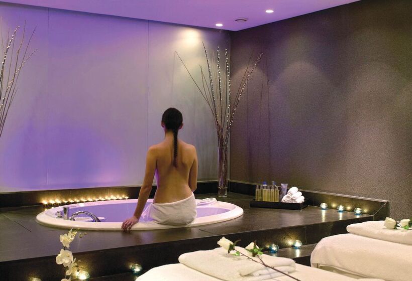 Grand Resort Lagonissi