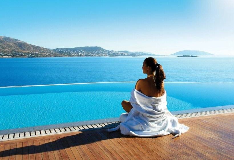 Grand Resort Lagonissi