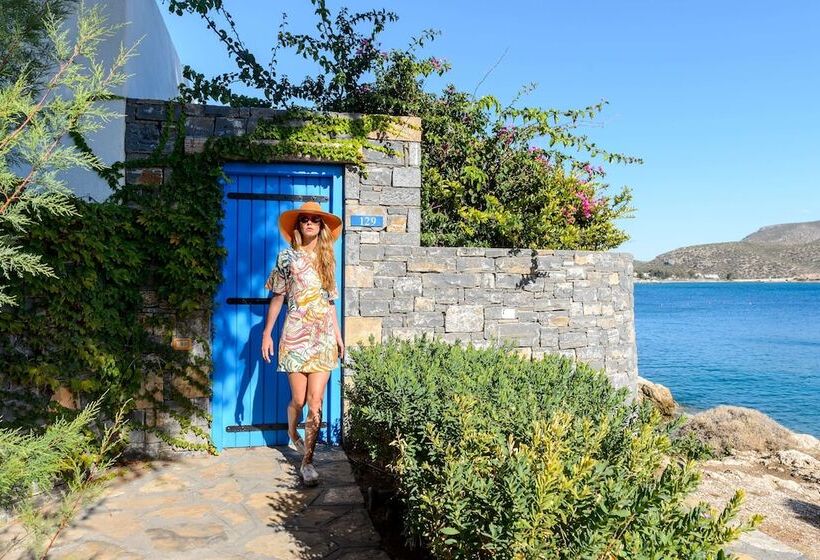 Grand Resort Lagonissi