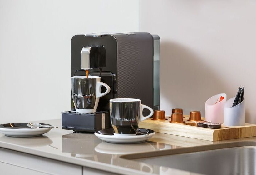 Отель Achesa Homes