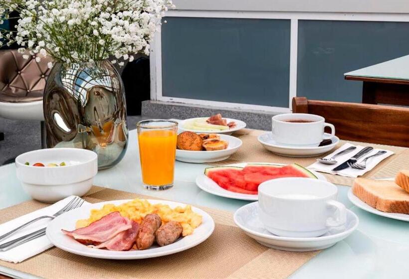 فندق Amadeos   Matosinhos   Porto