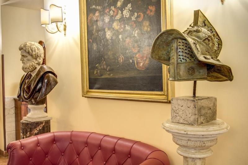 هتل Aurelius Art Gallery