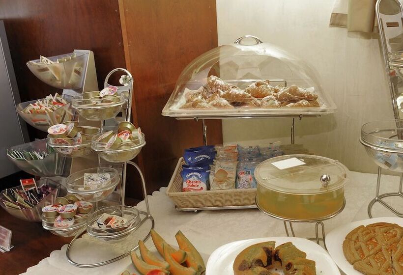 هتل Aurelius Art Gallery