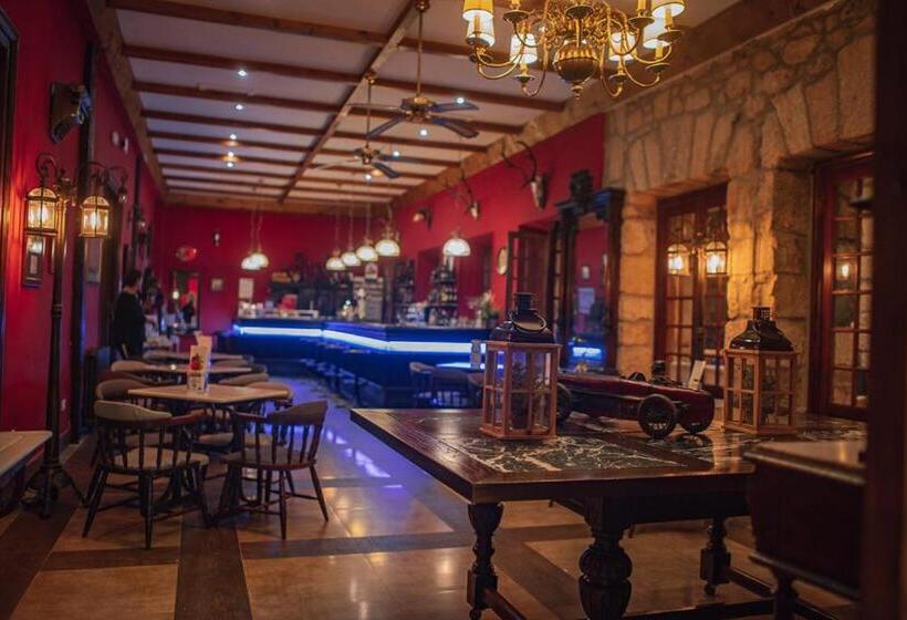 Отель Balneario De Corconte