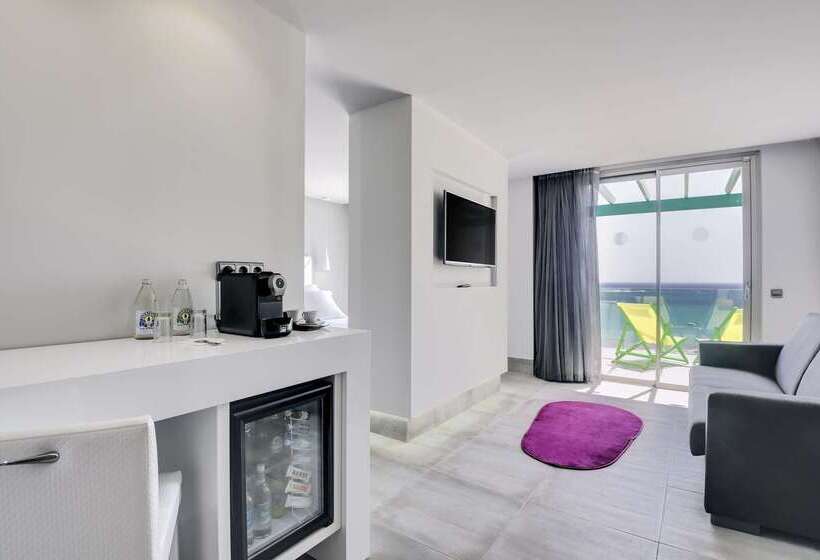 ホテル Barcelo  Teguise Beach - Adults Only