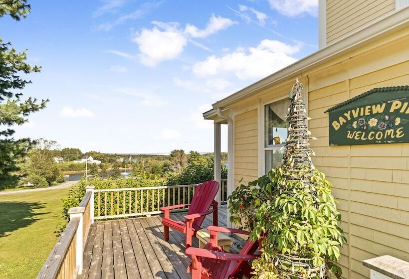 فندق Bayview Pines Country Inn B&b