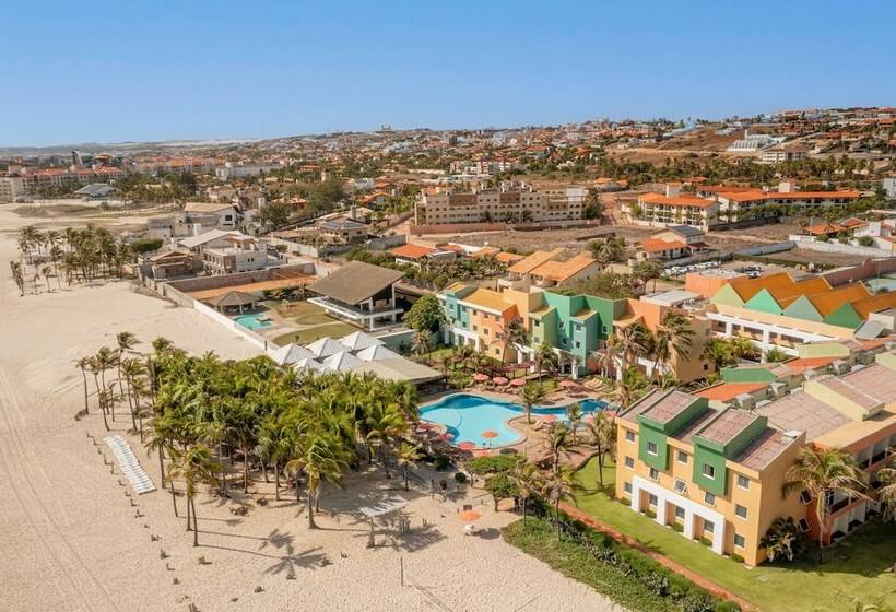 هتل Beach Park Resort Oceani