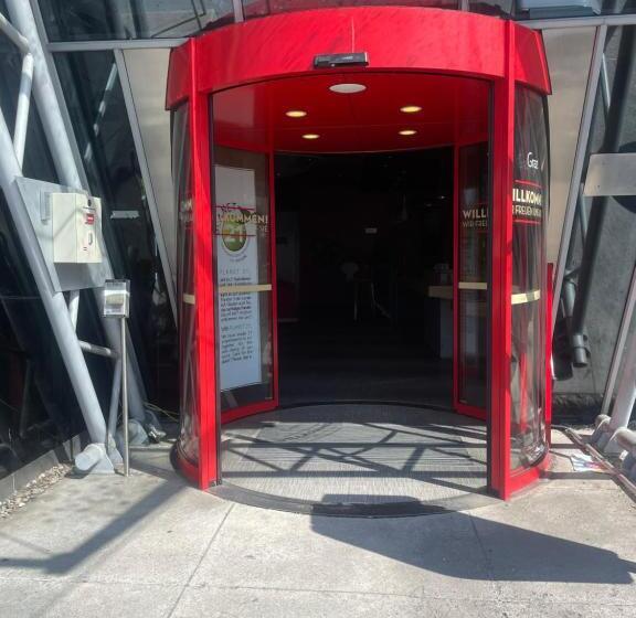 Отель Best In Hosting Graz Self Check In