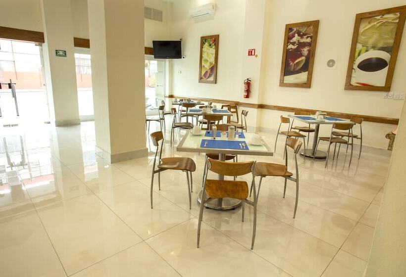 Отель Best Western Centro Monterrey