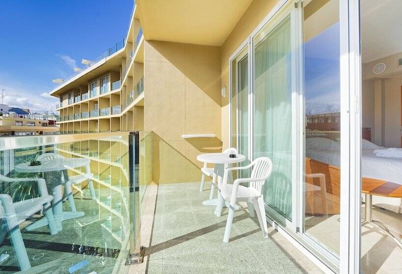 ホテル Bull Reina Isabel & Spa